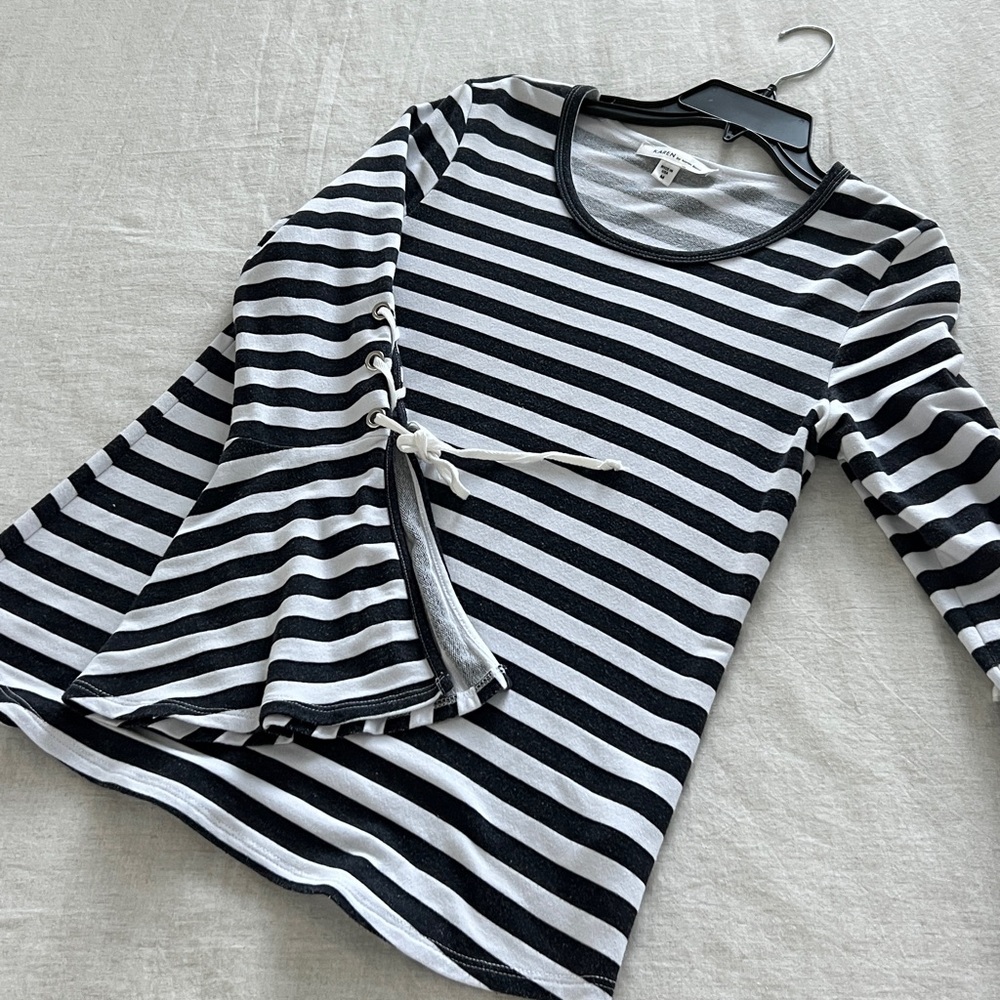 Karen Kane Black and White Striped Long Sleeve Top